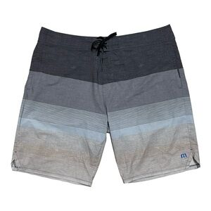 Travis Matthew Men’s Nobody Panic Swim Board Shorts Size 40